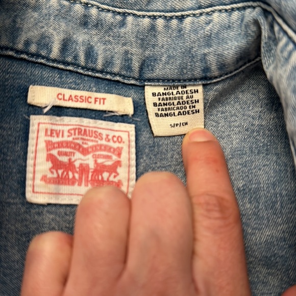 LEVI STRAUSS ESSENTIAL WESTERN DENIM SHIRT classic fit size S - Picture 5 of 9